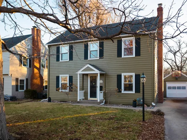 1206 SW Warren Ave, Topeka, KS 66604