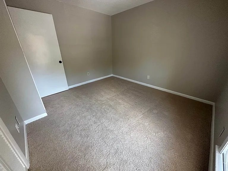 203 Driftwood Ln — Photo 14