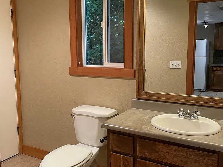 2213 Greenbrook Dr — Photo 16