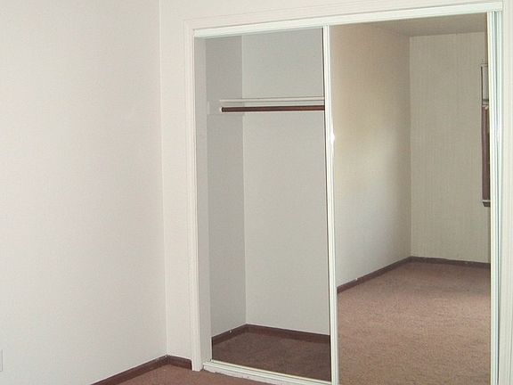 3rd image of 3302 W 8th St #18615127