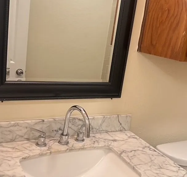 1901 Cloisters Dr #921 — Photo 20