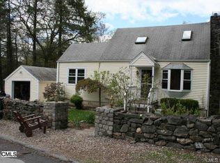 17 Inglenook Rd, New Fairfield, CT 06812