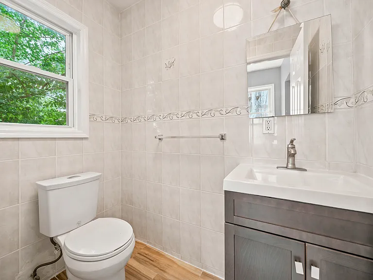 1102 Trinidad Ave NE — Photo 15