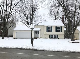 1455 Madison Ave, St Charles, IL 60174