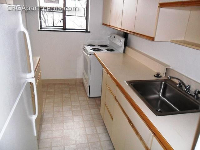 1st image of 311 Memorial Dr #221C