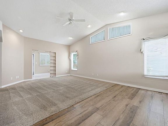 2nd image of 40 Regency Blvd APT G