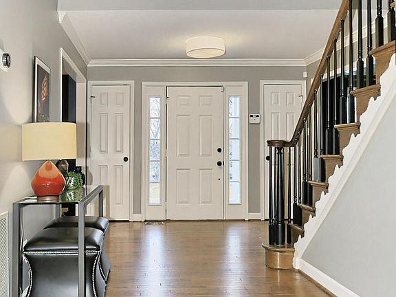 5th image of 15159 Stillfield Pl
