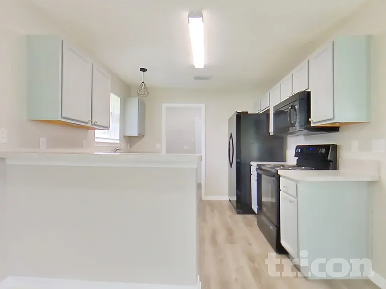 2727 Fox Creek Dr E — Photo 6