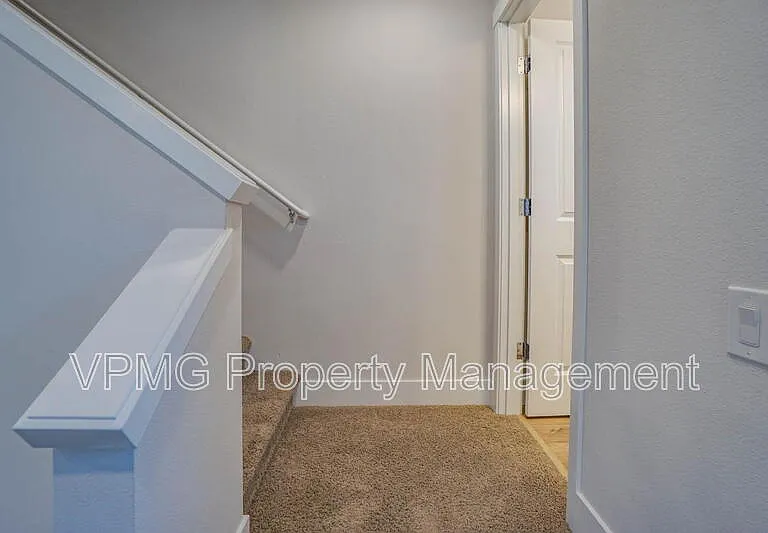 6921 NE 16th Ave — Photo 19