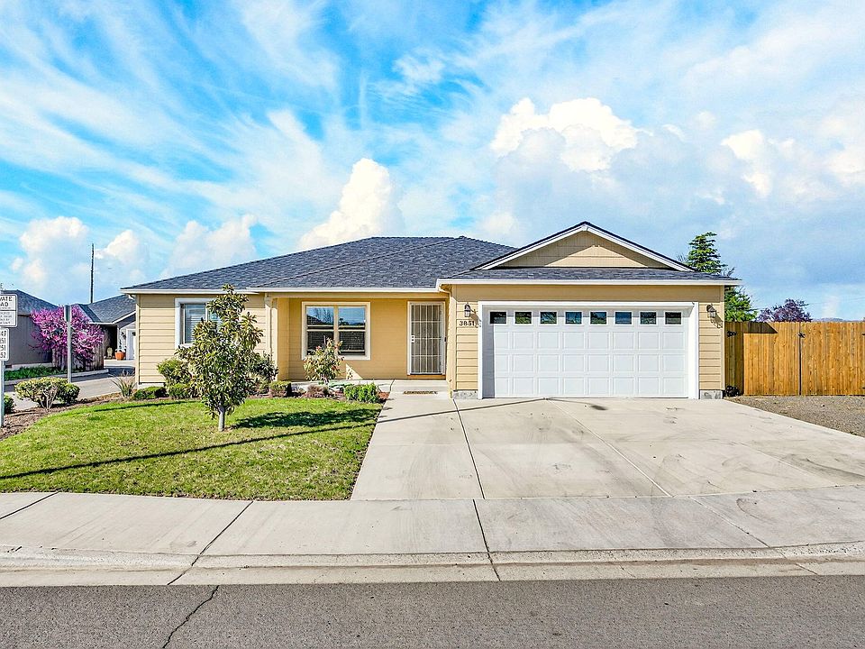 1st image of 3851 Valley Meadows Dr