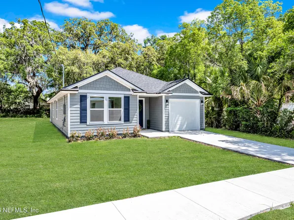 1902 GILLIS Street, Palatka, FL 32177