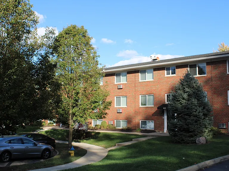 Flyer Pointe — Photo 16