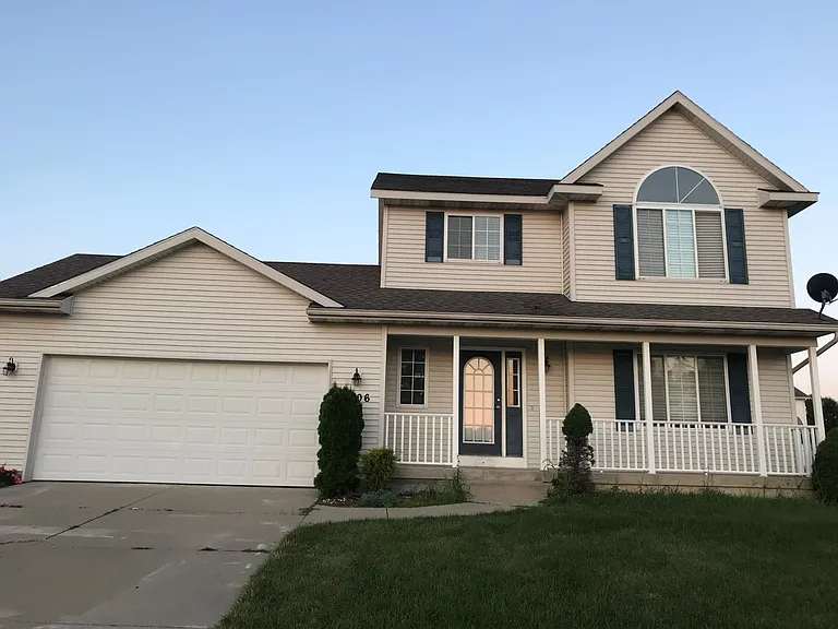 6506 Hartman Dr SE — Photo 1