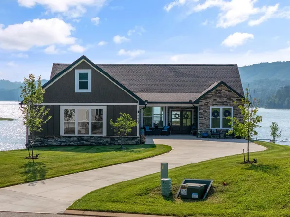 223 Masters Ln, Bean Station, TN 37708