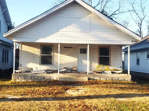 417 E 8th St, Holdenville, OK 74848