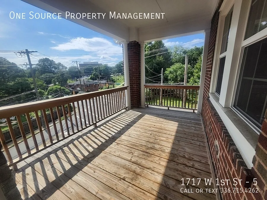 3 bed, 1250 sqft, $1,350 — Photo 2