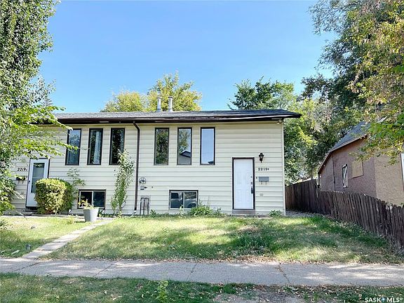 2nd image of 2219 B Coy Ave