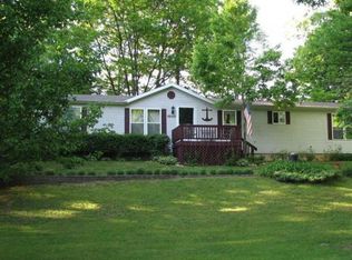 92551 Anchor Dr, Benton Harbor, MI 49022