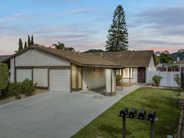 66 Deloz Dr, Camarillo, CA 93012