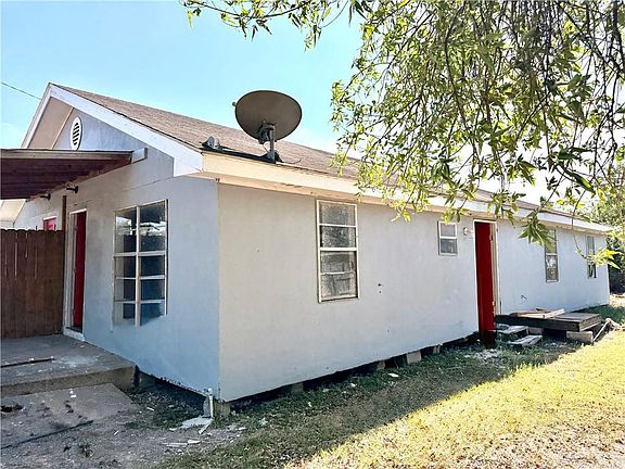 3rd image of 10837 Palmas St