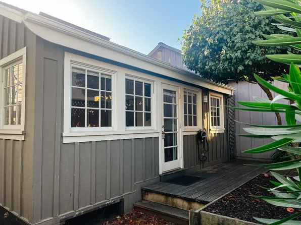 219 San Jose Ave APT B, Capitola, CA 95010