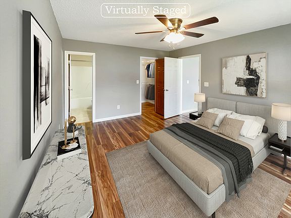 4th image of 11314 Shady Hollow Ln