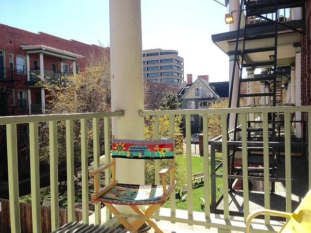 1376 N Pearl St — Photo 11