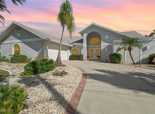 4913 SW 11th Ct, Cape Coral, FL 33914