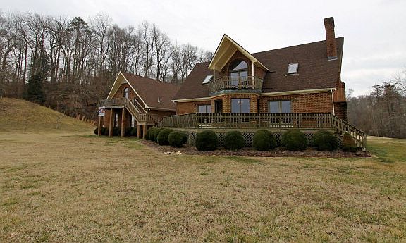 3rd image of 484 Driftwood Shores Dr