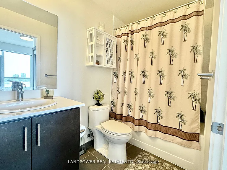 365 Prince Of Wales Dr E #1002 — Photo 15