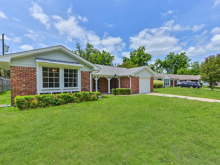 9631 Bundy Ln — Photo 30