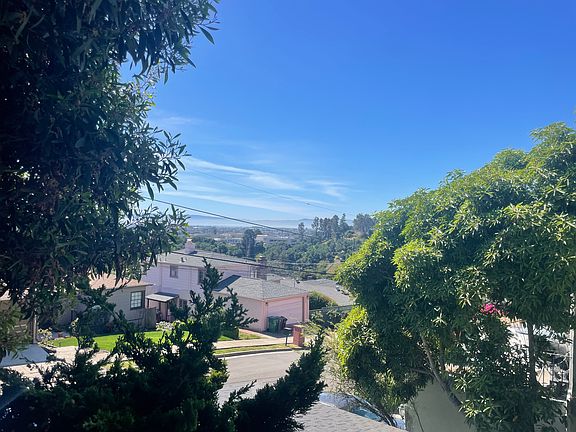 4th image of 3427 Margarita Ave