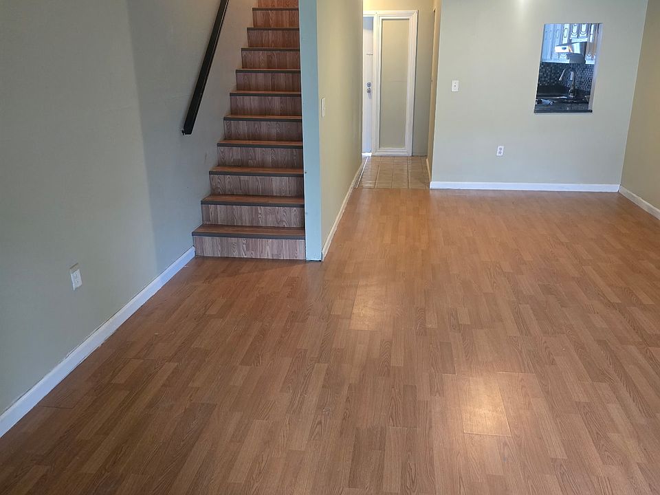 1st image of 703 SW 75th St APT 103