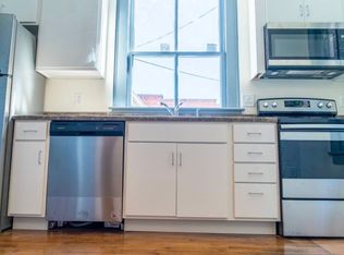 87 W Main St #A, Pulaski, VA 24301