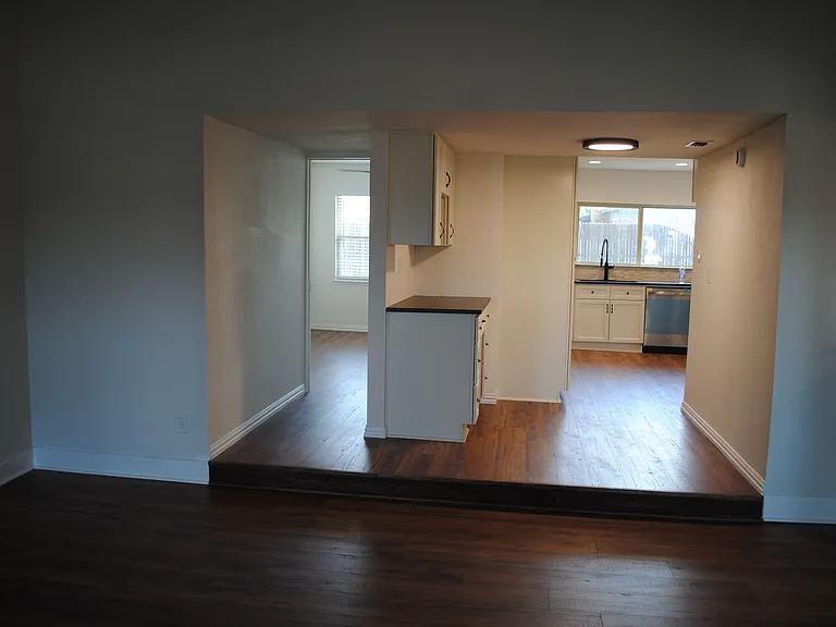 5241 Reed Dr — Photo 5