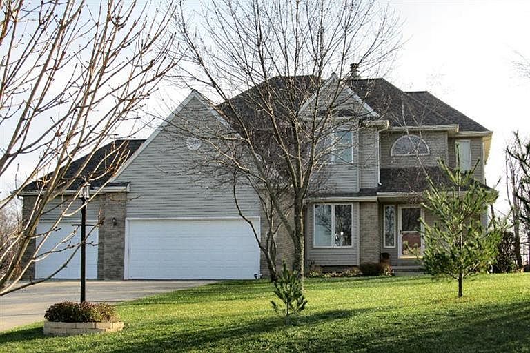 1st image of 481 Bellflower Dr