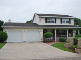 3328 E Fairchild St, La Crosse, WI 54601