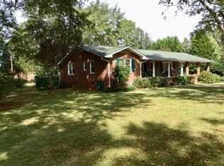 2 Blake Rd, Ninety Six, SC 29666