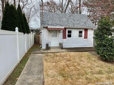1433 Tadmor Street, Merrick, NY, 11566