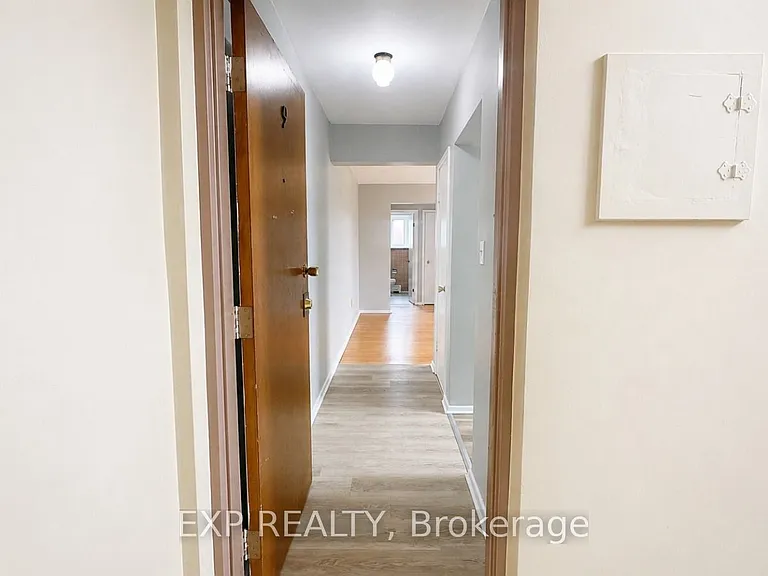 12 Westmount Rd W #9 — Photo 2