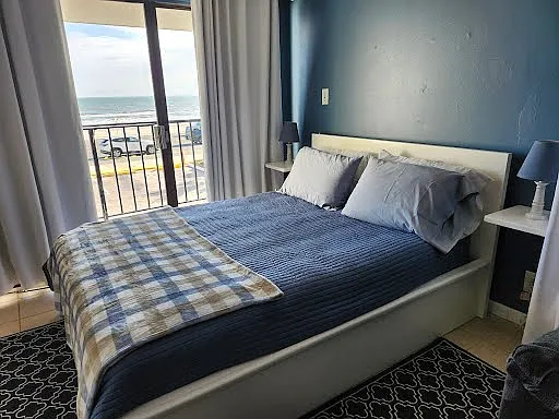 7310 Seawall Blvd #208 — Photo 4