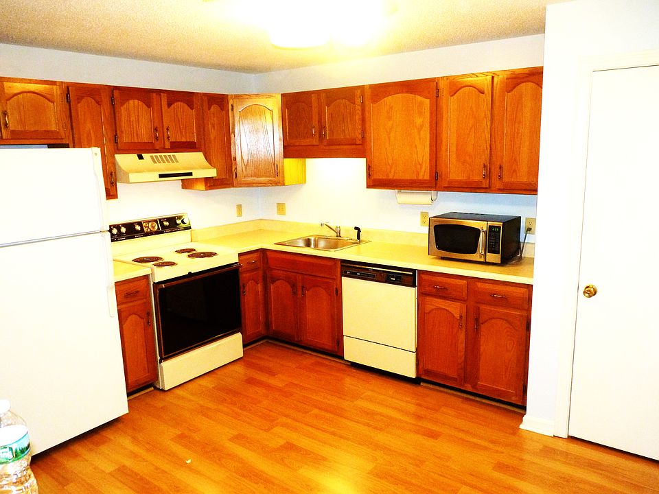 1st image of 130 Endicott St N Unit 319