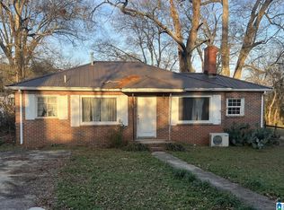 1225 Lakeside Dr, Oxford, AL 36203