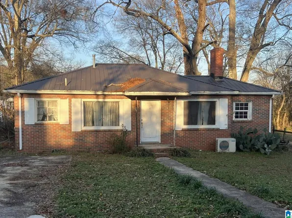 1225 Lakeside Dr, Oxford, AL 36203