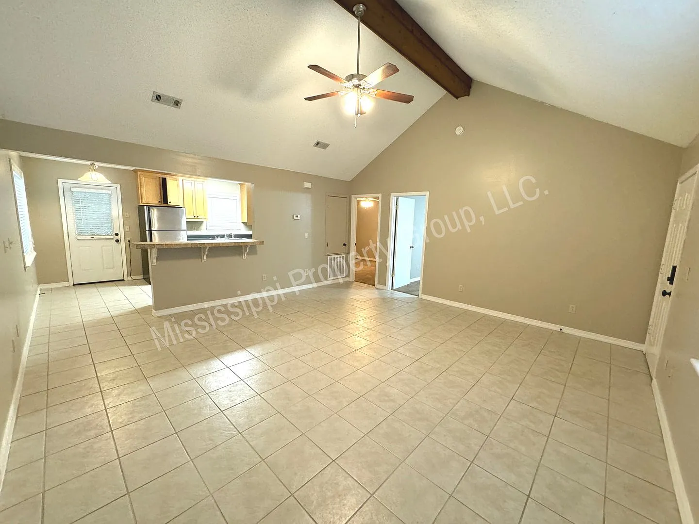 2BR/2BA — Photo 3