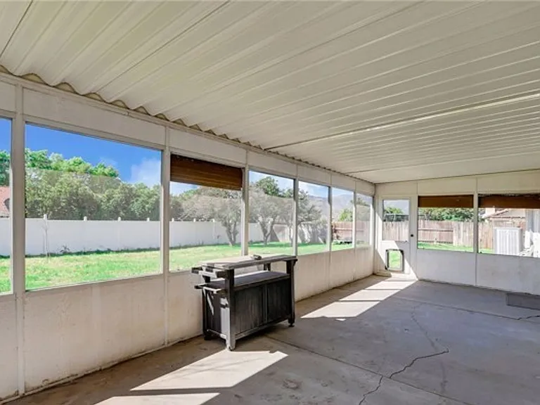 22301 Osprey Ct — Photo 14