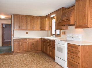 266 W Main St, Webster, MA 01571