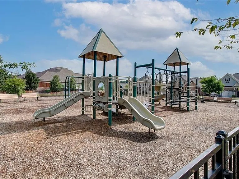 4591 Silver Oak Dr SW — Photo 44