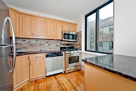 4th image of 403 E 62nd St APT 9C