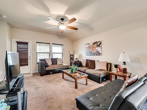 5th image of 2549 Stonewall Ln